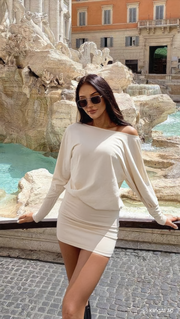 "@Elena  usando el Vestido mini Alba"